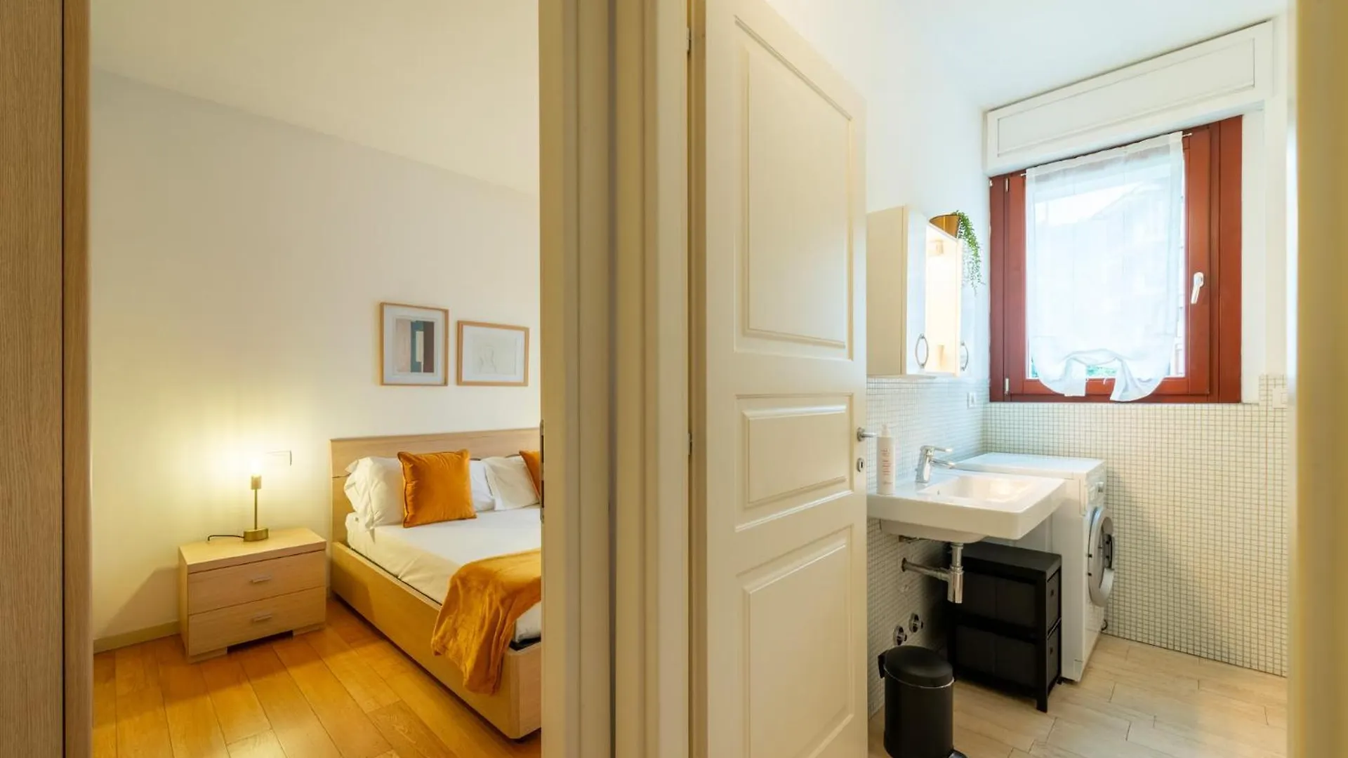 Como Comfort Flat By Wonderful Italy 0*,  Italie