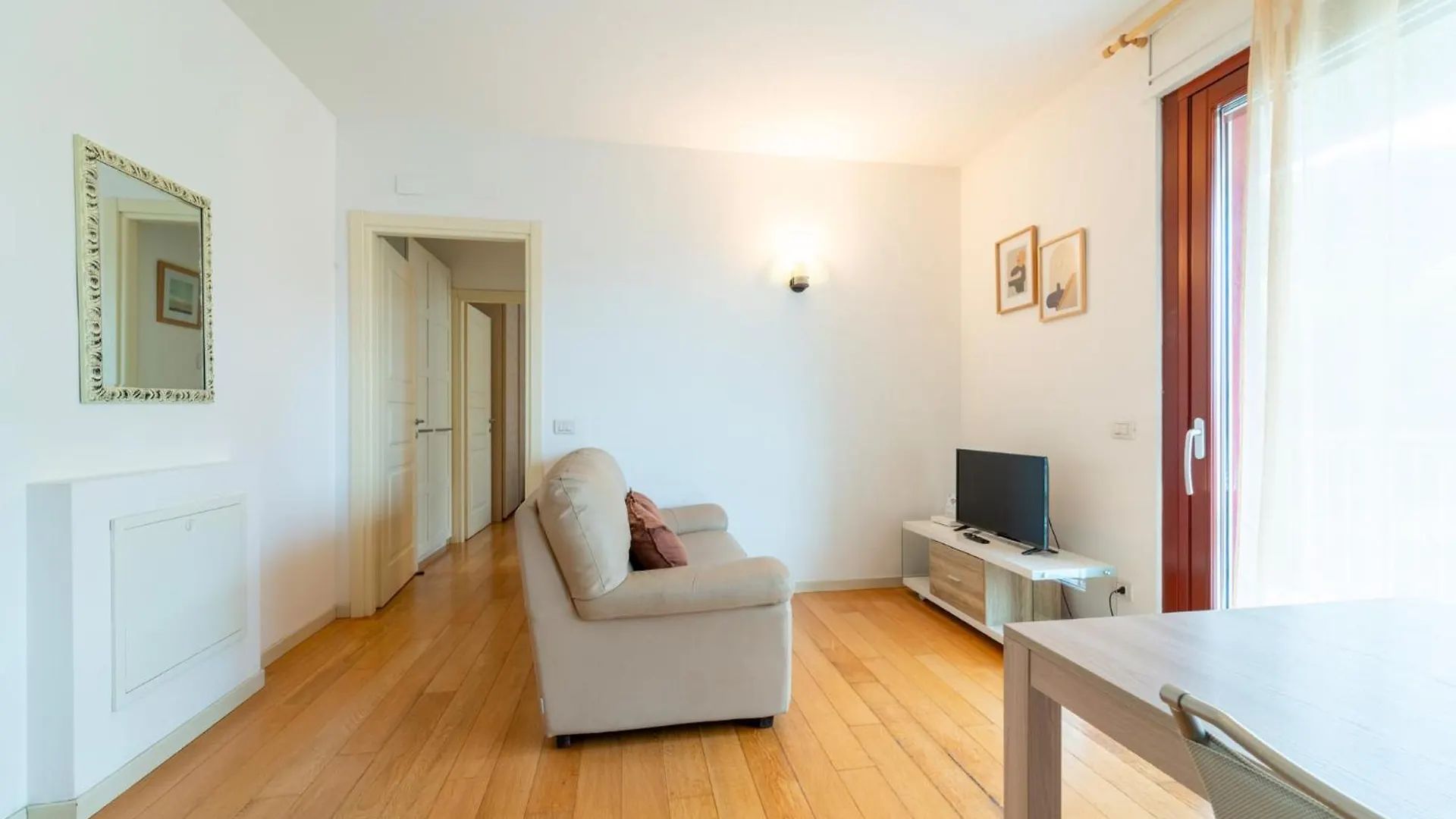 Apartment Como Comfort Flat By Wonderful Italy Italy